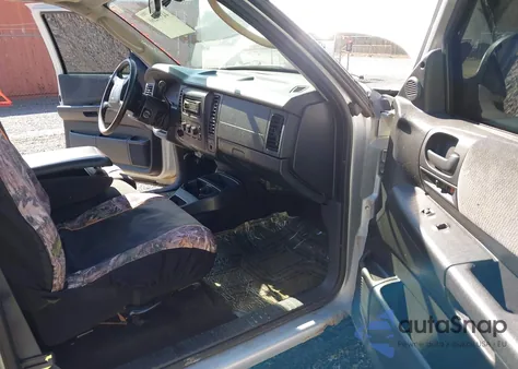 2004 Dodge Dakota Sport z USA, uszkodzony, nr VIN 1D7HG32N54S586090